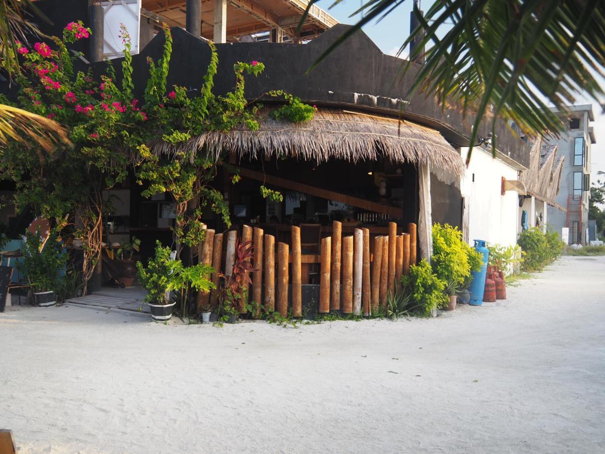 Club Kaafu Maldives Hotel Dhiffushi Ngoại thất bức ảnh